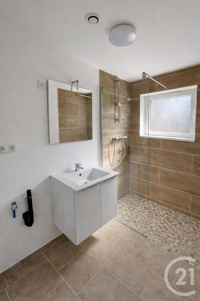 Maison &agrave; louer - 6 pi&egrave;ces - 67 m2 - Aulnoye Aymeries - 59 - NORD-PAS-DE-CALAIS