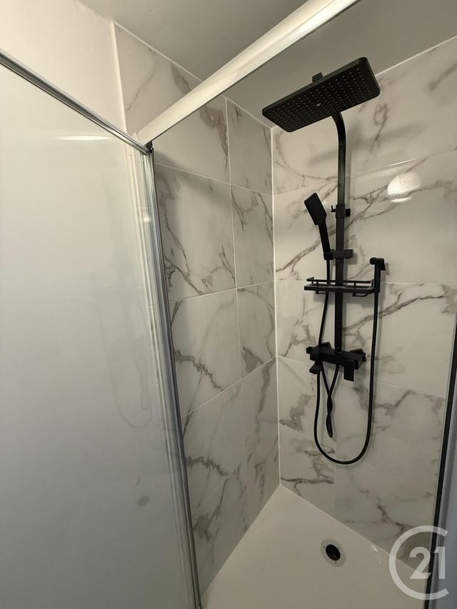 Appartement Studio &agrave; louer - 1 pi&egrave;ce - 15,32 m2 - Hautmont - 59 - NORD-PAS-DE-CALAIS