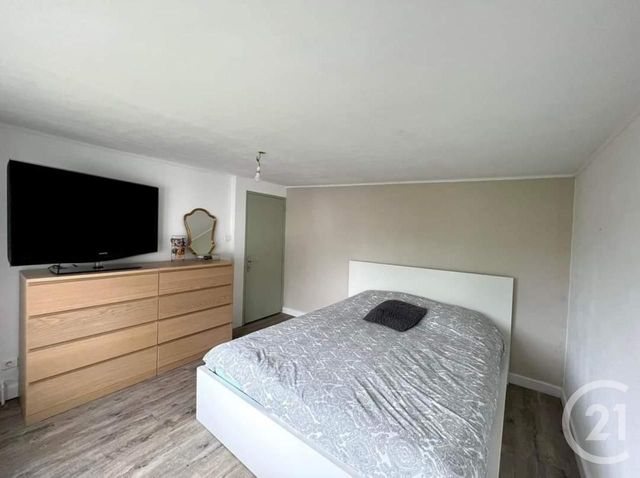 Maison &agrave; louer - 4 pi&egrave;ces - 66 m2 - Rousies - 59 - NORD-PAS-DE-CALAIS