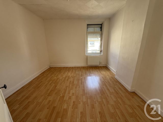 Maison &agrave; louer - 4 pi&egrave;ces - 64,59 m2 - Hautmont - 59 - NORD-PAS-DE-CALAIS