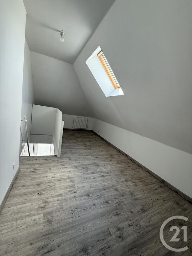 Maison &agrave; louer - 4 pi&egrave;ces - 64,59 m2 - Hautmont - 59 - NORD-PAS-DE-CALAIS