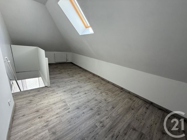 Maison &agrave; louer - 4 pi&egrave;ces - 64,59 m2 - Hautmont - 59 - NORD-PAS-DE-CALAIS