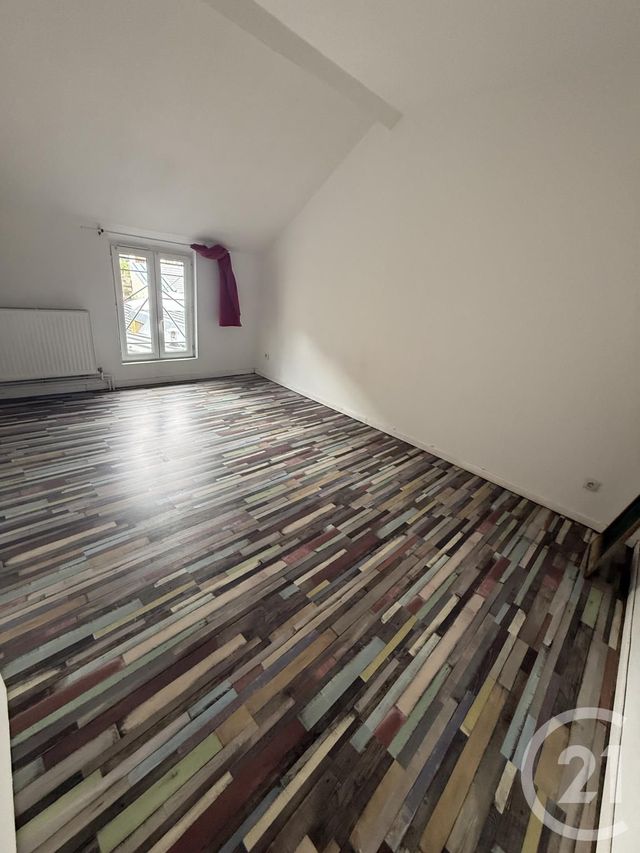 Maison &agrave; louer - 4 pi&egrave;ces - 50 m2 - Hautmont - 59 - NORD-PAS-DE-CALAIS