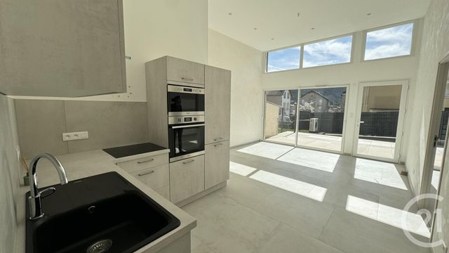Appartement F3 à vendre - 3 pièces - 60,29 m2 - Gap - 05 - PROVENCE-ALPES-COTE-D-AZUR