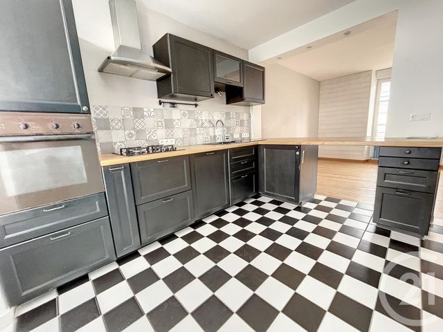 Maison a louer brest - 7 pièce(s) - 144.4 m2 - Surfyn