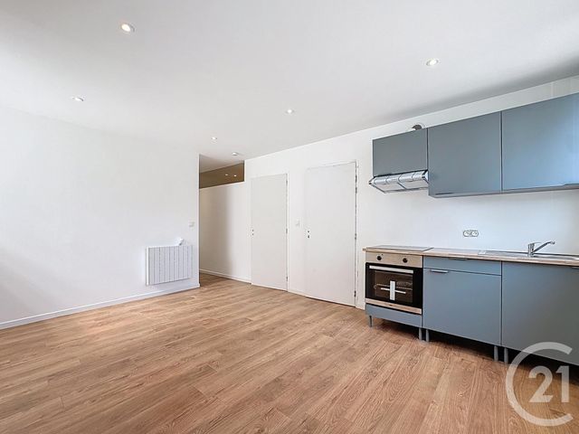 Appartement T3 &agrave; louer - 3 pi&egrave;ces - 49,78 m2 - Lesneven - 29 - BRETAGNE