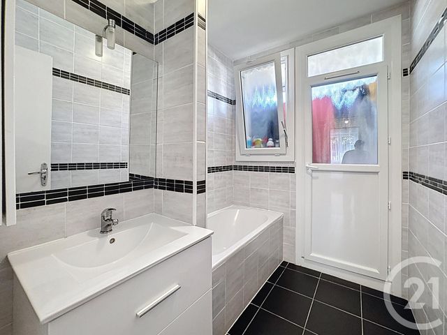 Appartement &agrave; vendre - 4 pi&egrave;ces - 66 m2 - Brest - 29 - BRETAGNE