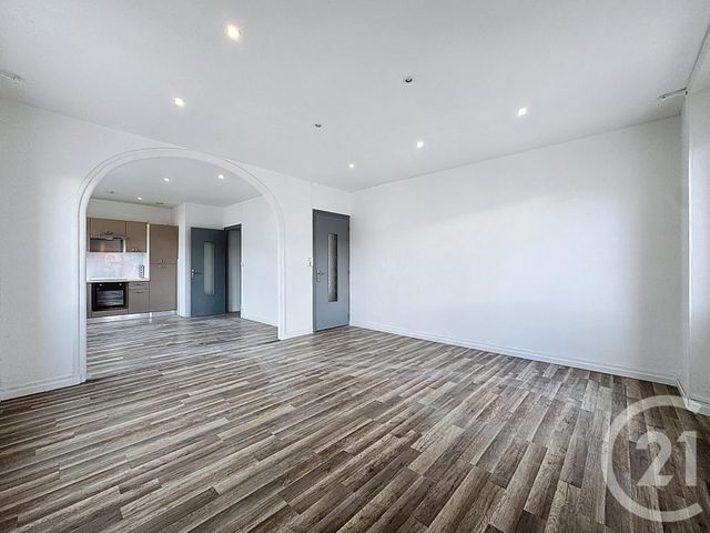 Appartement T4 &agrave; louer - 3 pi&egrave;ces - 74,07 m2 - Brest - 29 - BRETAGNE