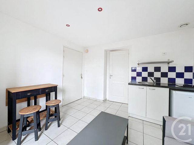 Appartement F1 &agrave; louer - 1 pi&egrave;ce - 21,66 m2 - Brest - 29 - BRETAGNE