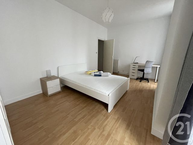 Appartement T4 &agrave; louer - 4 pi&egrave;ces - 86,40 m2 - Brest - 29 - BRETAGNE