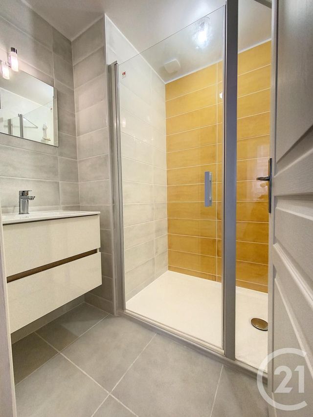 Appartement T7 &agrave; louer - 7 pi&egrave;ces - 103 m2 - Brest - 29 - BRETAGNE