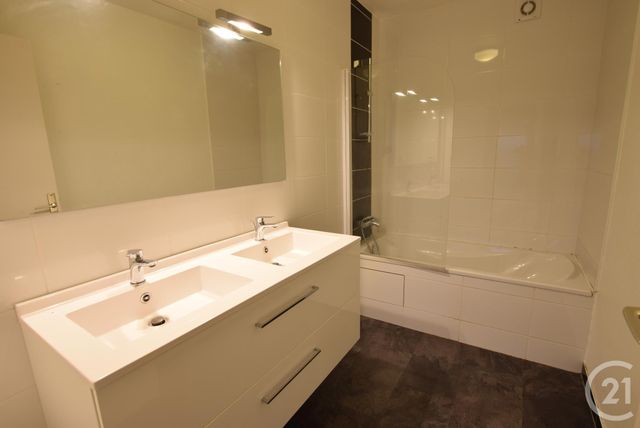 Appartement T4 &agrave; louer - 4 pi&egrave;ces - 91 m2 - Brest - 29 - BRETAGNE