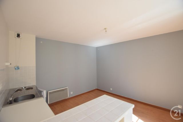 Appartement F1 &agrave; louer - 2 pi&egrave;ces - 30,51 m2 - Brest - 29 - BRETAGNE