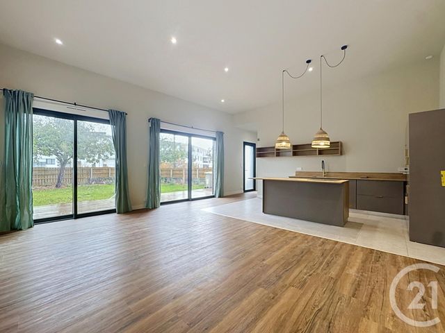 Maison &agrave; louer - 7 pi&egrave;ces - 200 m2 - Brest - 29 - BRETAGNE
