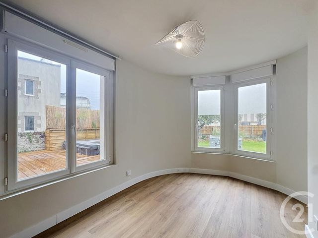 Maison &agrave; louer - 7 pi&egrave;ces - 200 m2 - Brest - 29 - BRETAGNE