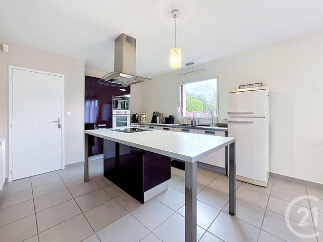 Maison &agrave; louer - 7 pi&egrave;ces - 101 m2 - St Renan - 29 - BRETAGNE