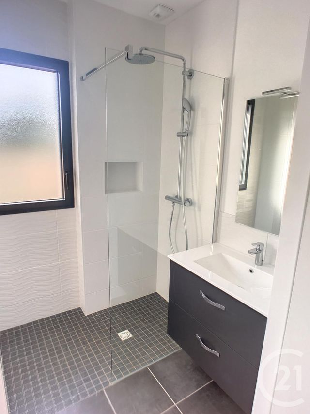 Maison &agrave; louer - 7 pi&egrave;ces - 129,05 m2 - St Renan - 29 - BRETAGNE