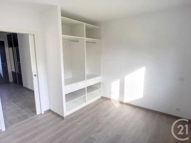 Maison &agrave; louer - 7 pi&egrave;ces - 129,05 m2 - St Renan - 29 - BRETAGNE