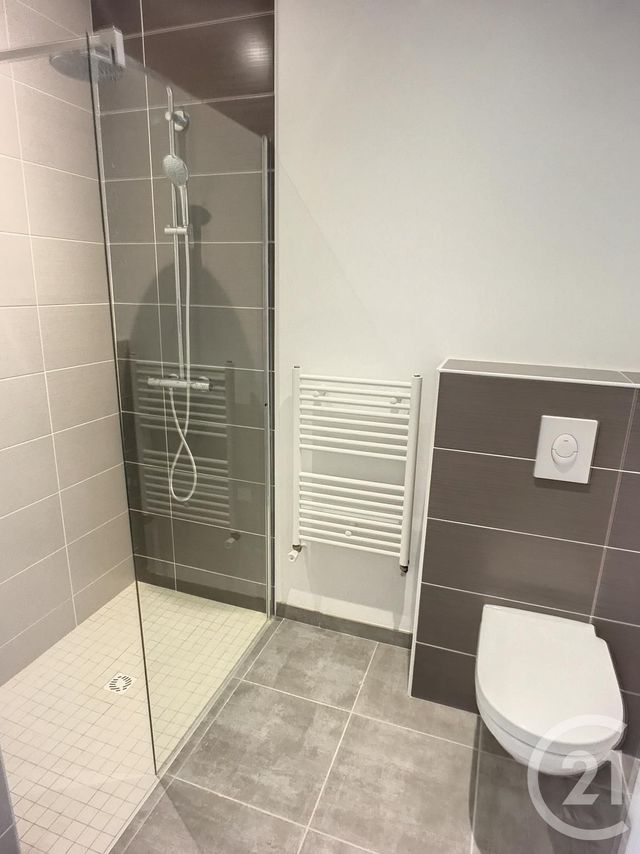 Maison &agrave; louer - 7 pi&egrave;ces - 129,05 m2 - St Renan - 29 - BRETAGNE