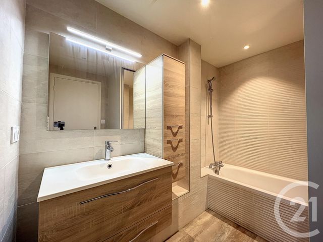 Appartement T6 &agrave; louer - 6 pi&egrave;ces - 134,40 m2 - Brest - 29 - BRETAGNE