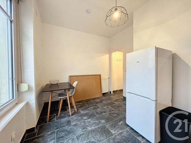 Appartement T1 &agrave; louer - 1 pi&egrave;ce - 30,01 m2 - Brest - 29 - BRETAGNE