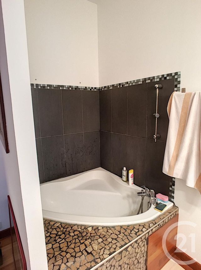 Appartement T1 &agrave; louer - 1 pi&egrave;ce - 27,83 m2 - Brest - 29 - BRETAGNE