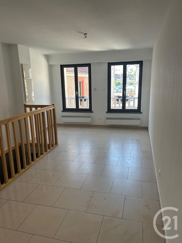 Appartement F4 &agrave; louer - 4 pi&egrave;ces - 82,85 m2 - Montreuil - 62 - NORD-PAS-DE-CALAIS