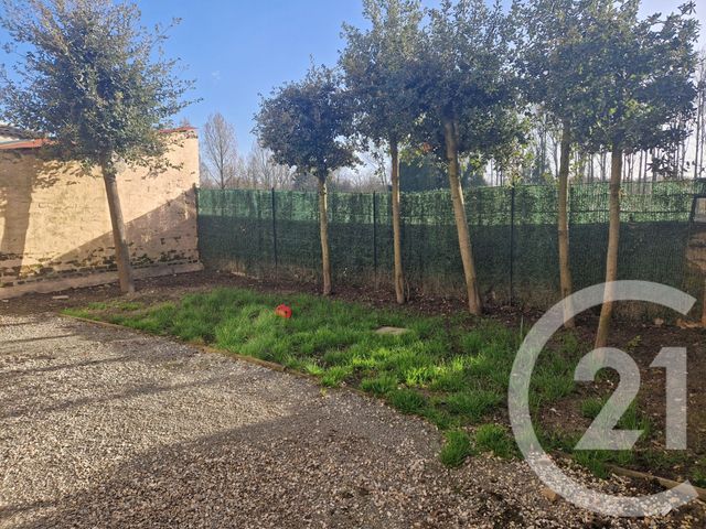 Appartement &agrave; louer - 3 pi&egrave;ces - 55 m2 - Neuville Sous Montreuil - 62 - NORD-PAS-DE-CALAIS