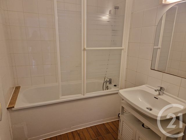 Appartement &agrave; louer - 3 pi&egrave;ces - 55 m2 - Neuville Sous Montreuil - 62 - NORD-PAS-DE-CALAIS