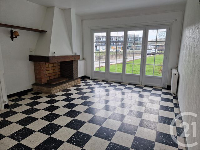 Maison &agrave; louer - 4 pi&egrave;ces - 74,20 m2 - Beaurainville - 62 - NORD-PAS-DE-CALAIS