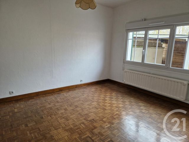 Maison &agrave; louer - 4 pi&egrave;ces - 74,20 m2 - Beaurainville - 62 - NORD-PAS-DE-CALAIS