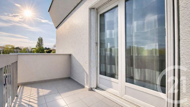 Appartement F4 &agrave; vendre - 4 pi&egrave;ces - 80,34 m2 - Champs Sur Marne - 77 - ILE-DE-FRANCE