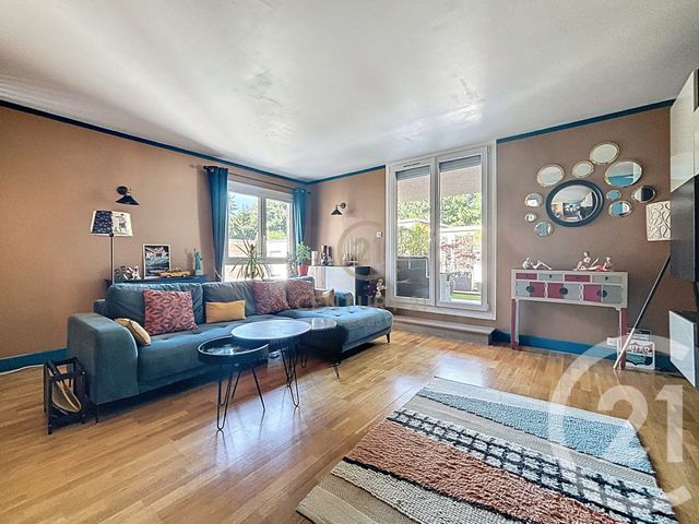 Appartement F4 &agrave; vendre - 4 pi&egrave;ces - 84,04 m2 - Champs Sur Marne - 77 - ILE-DE-FRANCE