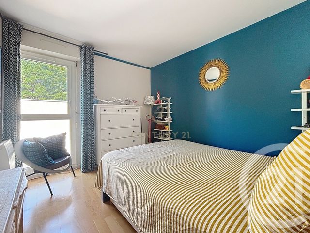 Appartement F4 &agrave; vendre - 4 pi&egrave;ces - 84,04 m2 - Champs Sur Marne - 77 - ILE-DE-FRANCE