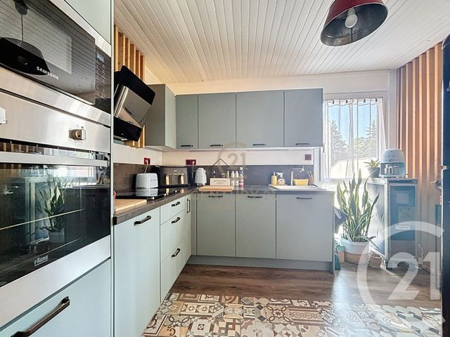 Appartement F4 &agrave; vendre - 4 pi&egrave;ces - 84,04 m2 - Champs Sur Marne - 77 - ILE-DE-FRANCE