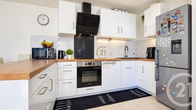 Appartement F3 &agrave; vendre - 3 pi&egrave;ces - 64,50 m2 - Champs Sur Marne - 77 - ILE-DE-FRANCE