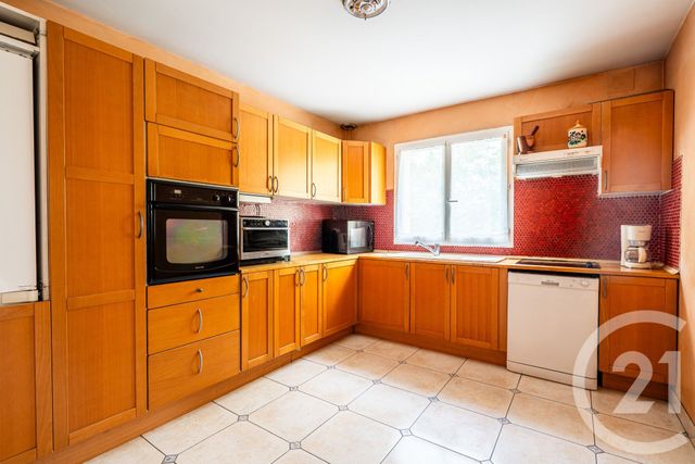 Maison &agrave; vendre - 5 pi&egrave;ces - 119,55 m2 - Champs Sur Marne - 77 - ILE-DE-FRANCE