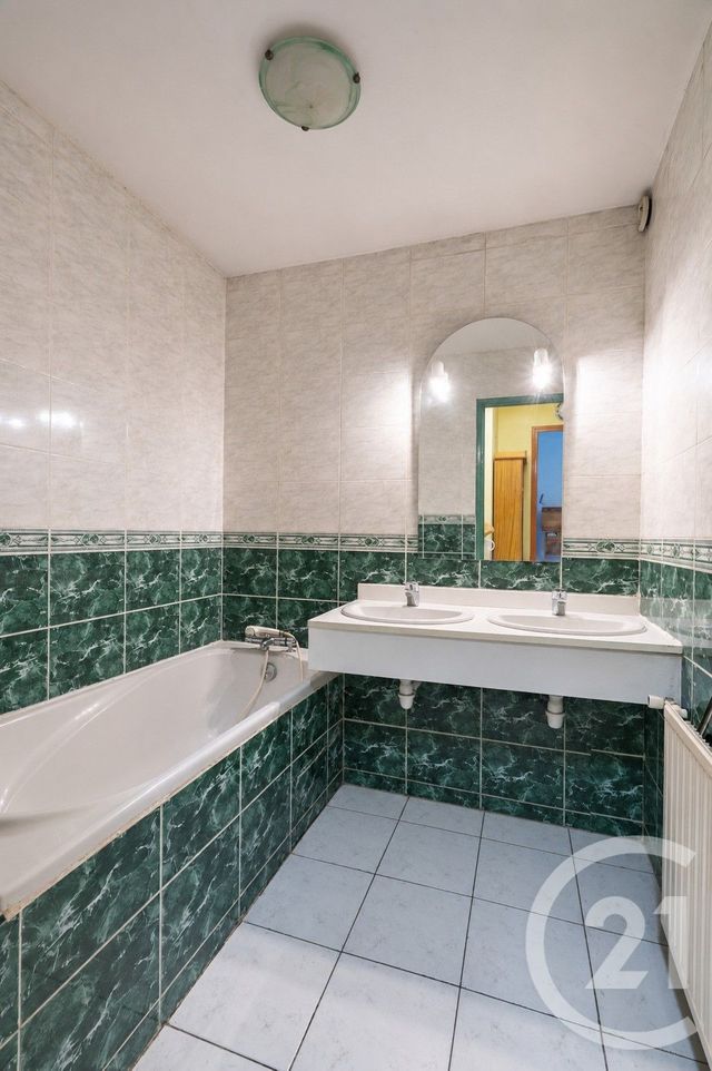Maison &agrave; vendre - 5 pi&egrave;ces - 119,55 m2 - Champs Sur Marne - 77 - ILE-DE-FRANCE