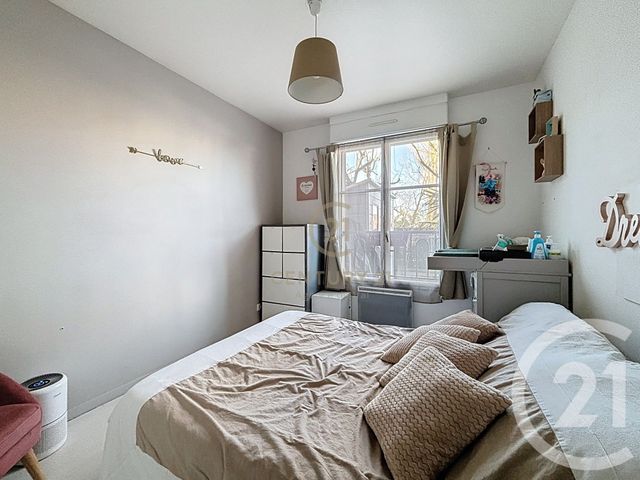 Appartement F3 &agrave; vendre - 3 pi&egrave;ces - 65,82 m2 - Champs Sur Marne - 77 - ILE-DE-FRANCE