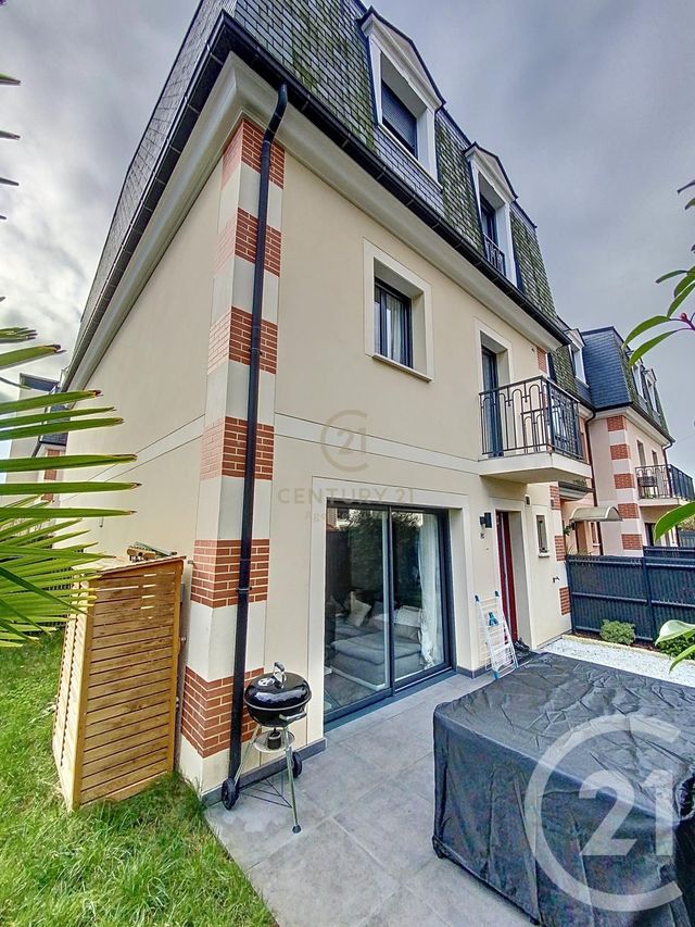 Appartement Triplex à vendre - 4 pièces - 85,43 m2 - Noisy Le Grand - 93 - ILE-DE-FRANCE