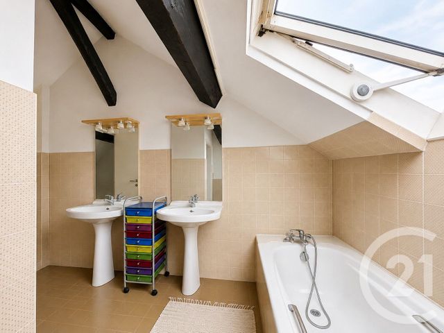 Appartement F3 &agrave; vendre - 3 pi&egrave;ces - 93,10 m2 - Champs Sur Marne - 77 - ILE-DE-FRANCE