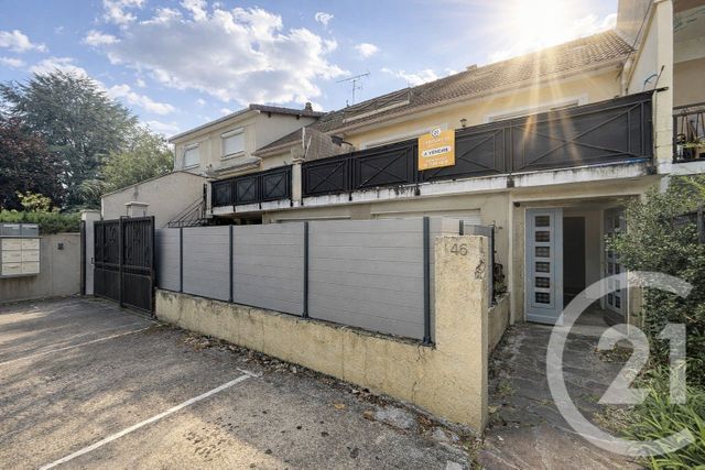 Appartement Studio &agrave; vendre - 1 pi&egrave;ce - 23,56 m2 - Champs Sur Marne - 77 - ILE-DE-FRANCE