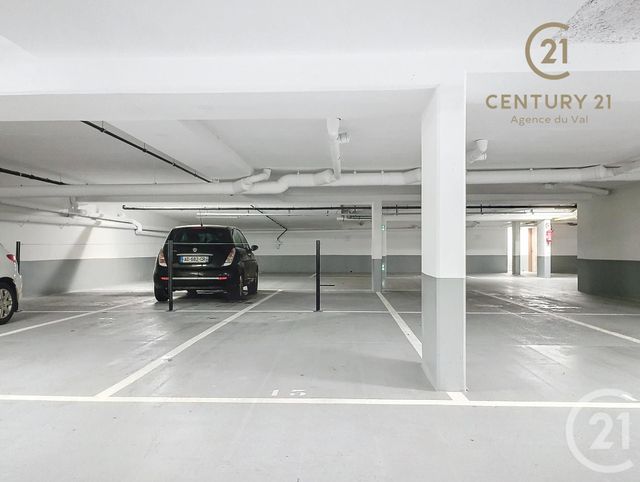 Parking &agrave; louer - 10,78 m2 - Champs Sur Marne - 77 - ILE-DE-FRANCE