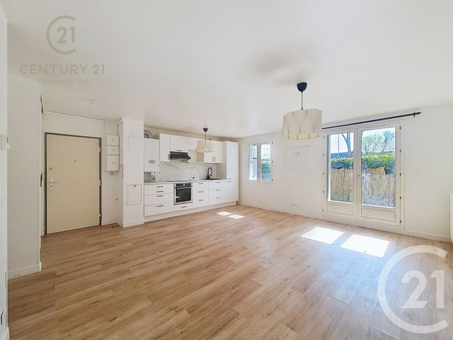 Appartement F3 &agrave; louer - 3 pi&egrave;ces - 60,74 m2 - Torcy - 77 - ILE-DE-FRANCE