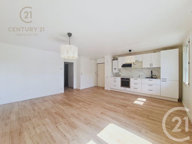 Appartement F3 &agrave; louer - 3 pi&egrave;ces - 60,74 m2 - Torcy - 77 - ILE-DE-FRANCE