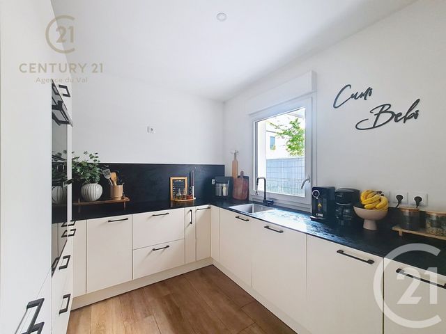 Maison &agrave; louer - 4 pi&egrave;ces - 80,18 m2 - Champs Sur Marne - 77 - ILE-DE-FRANCE