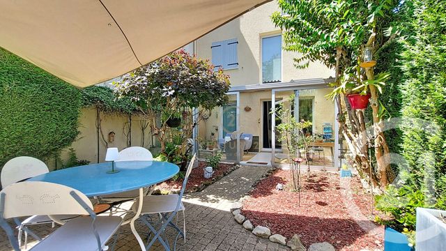 Maison &agrave; vendre - 6 pi&egrave;ces - 104,30 m2 - Champs Sur Marne - 77 - ILE-DE-FRANCE