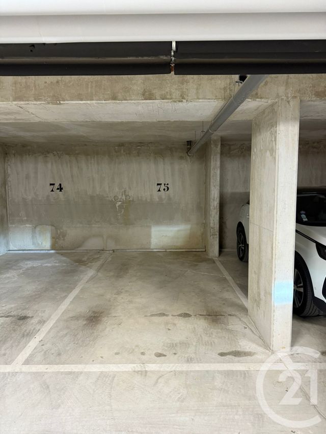 Parking &agrave; vendre - 15 m2 - Bussy St Georges - 77 - ILE-DE-FRANCE