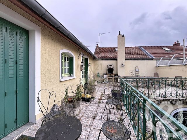 Maison à vendre - 12 pièces - 270,08 m2 - Champs Sur Marne - 77 - ILE-DE-FRANCE