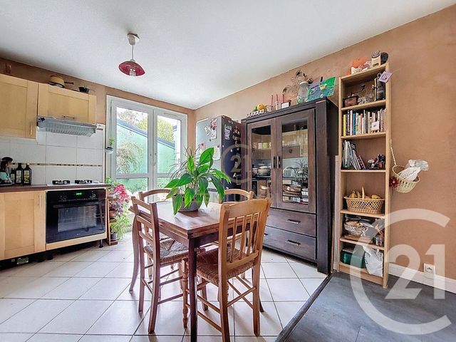 Appartement F3 &agrave; vendre - 3 pi&egrave;ces - 67,62 m2 - Noisiel - 77 - ILE-DE-FRANCE